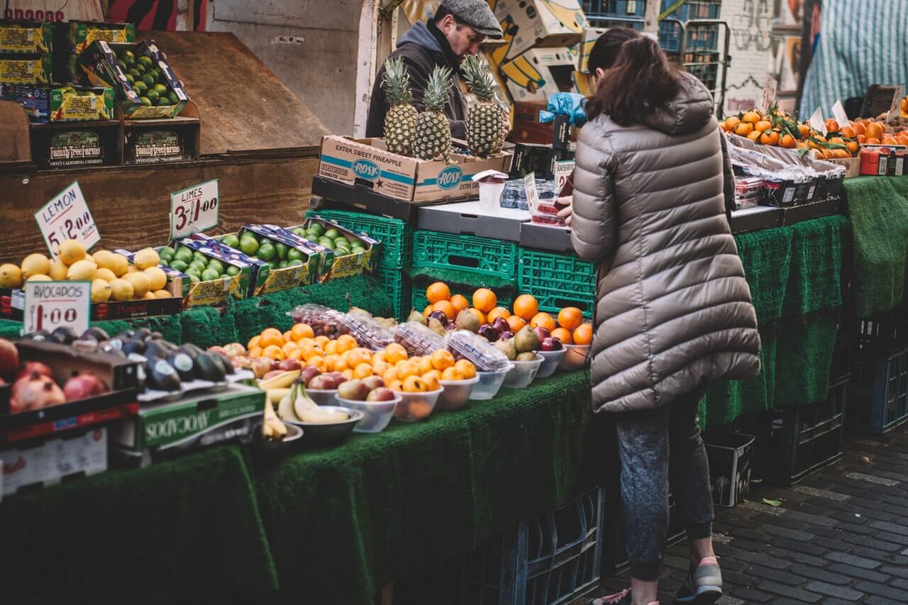 shop local from farmer's market