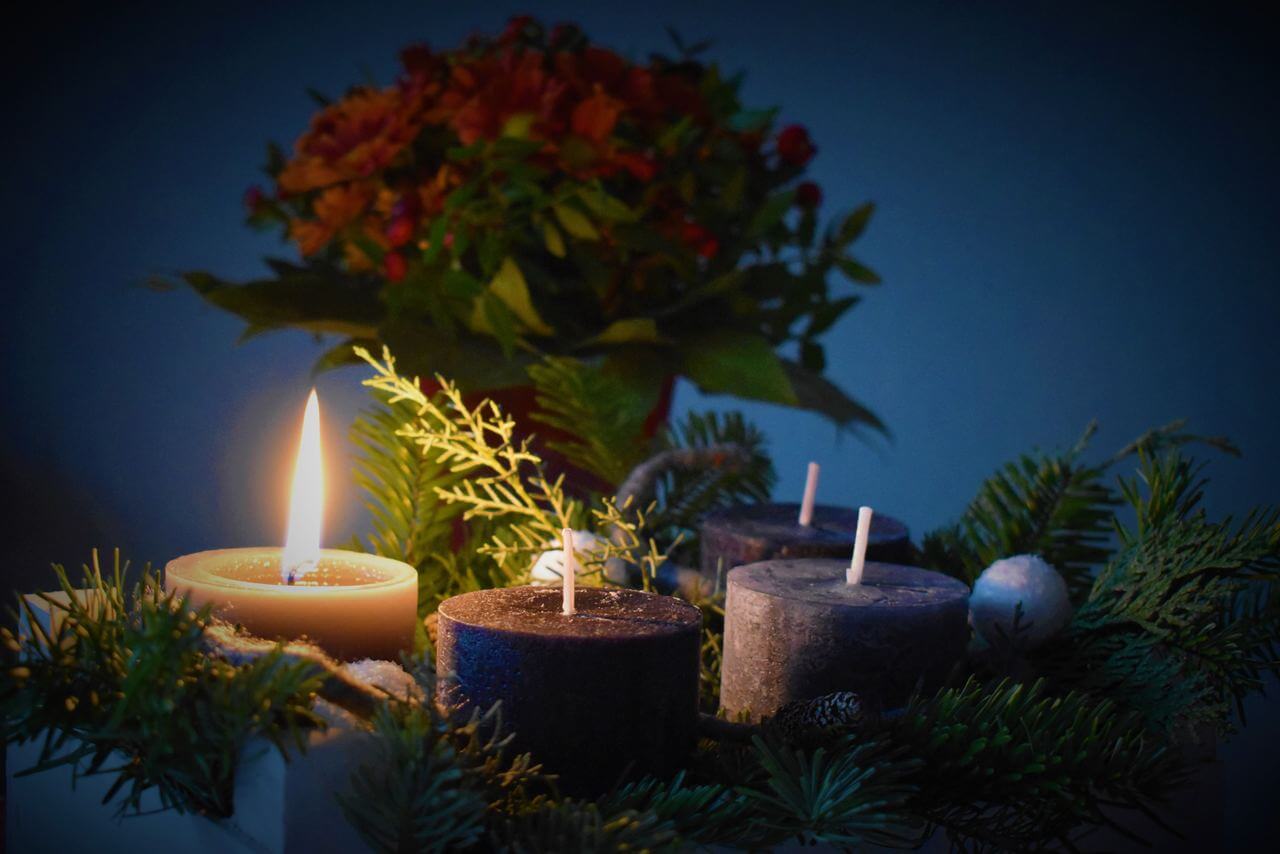 eco-friendly christmas decoration