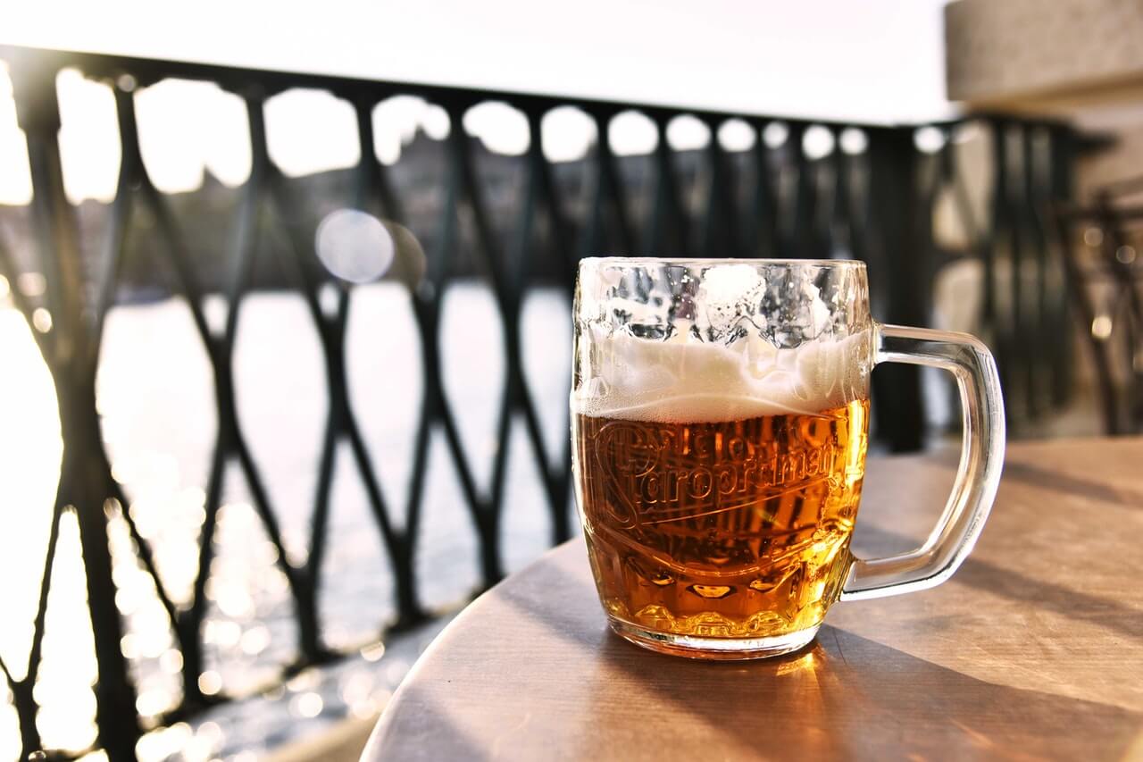 Beer - food with microplastics